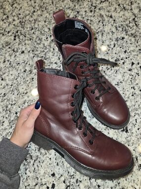 Time and Tru Burgundy Lace-Up Combat Boots